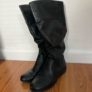 Black Leathered Knee-Highed Boots Size 6